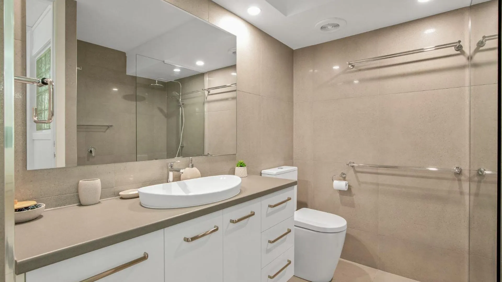 Yiningie Apartment Baden 9 Rainbow Shores Rainbow Beach